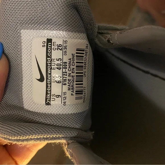 Nike Air Max Thea Gray Sneakers - Picture 7 of 8